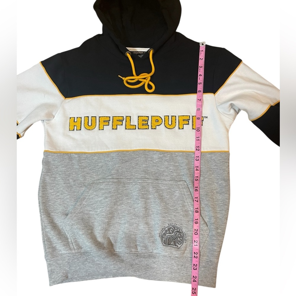 Harry Potter Hufflepuff Unisex Hoodie Men XS / Women Med - Picture 6 of 10